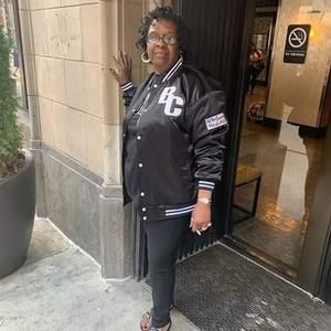 Meet your Posher, Sandra